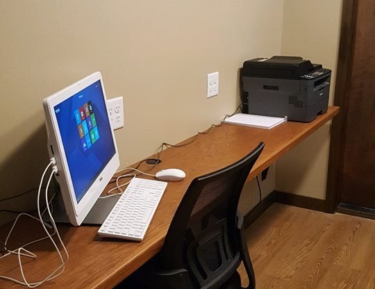 2 beds, 1 bath, 820 sqft, $985, Unit 4324 Wyndsor Terrace Building 4 #31