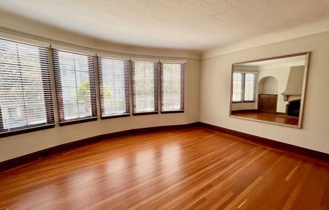 New On Market! Gorgeous Marina Home