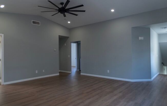 Three bedroom unit with community pool