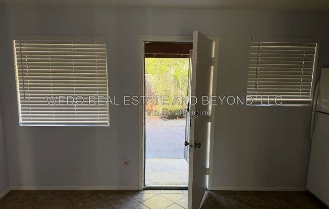 1 bed, 1 bath, 600 sqft, $950, Unit 2
