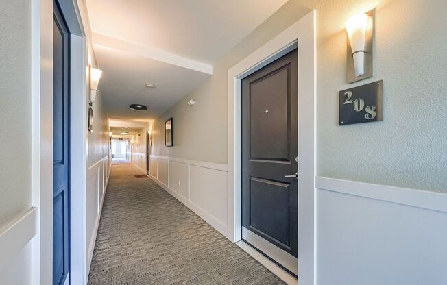 2 beds, 1 bath, $1,890, Unit Unit 208