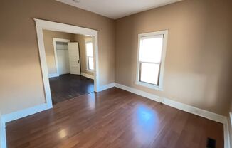 3 beds, 1 bath, $1,195