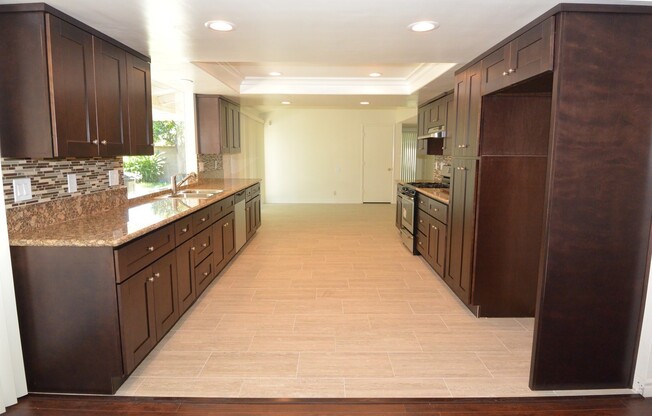 Remodeled 3 bed 2 bath single family home in Los Alamitos