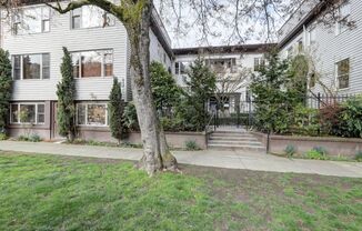 Gorgeous Urban Condo, Historic Features, Fantastic Location!!!