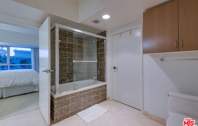 1 bed, 1 bath, 891 sqft, $3,850, Unit 306