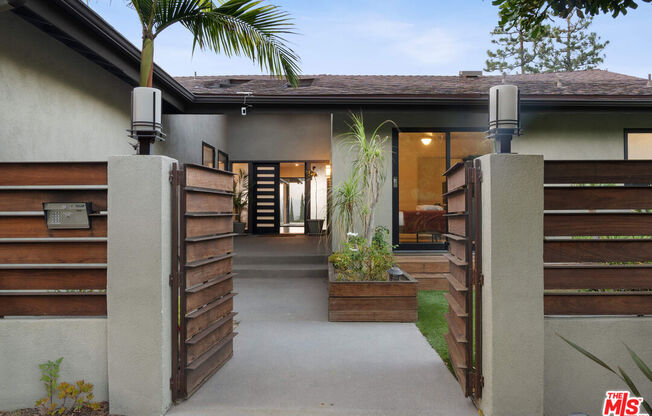 3235 STEVEN DR