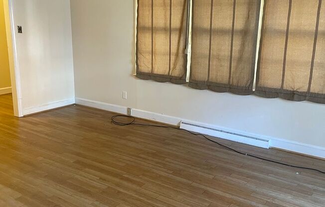 Spacious 3 Bedroom Home On W Cornwallis