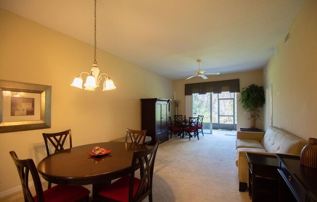 9416 MYRTLE CRK LN