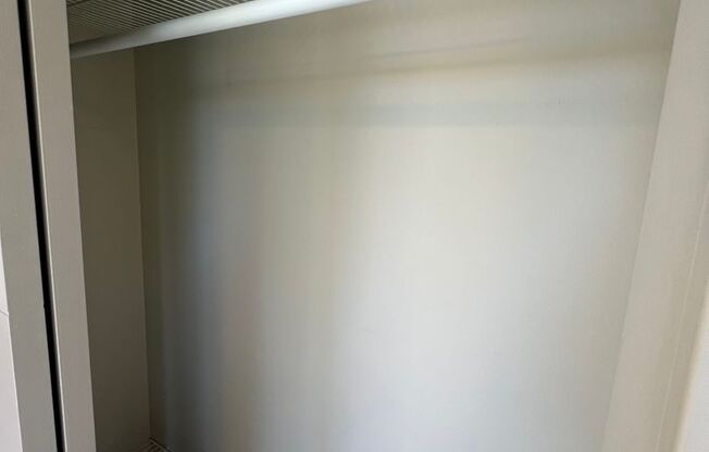 Studio, 1 bath, 285 sqft, $1,325, Unit 310