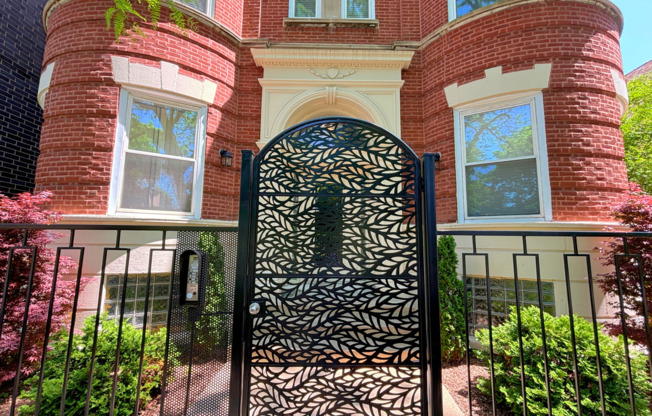 St Lawrence 4745-47  (HOA)