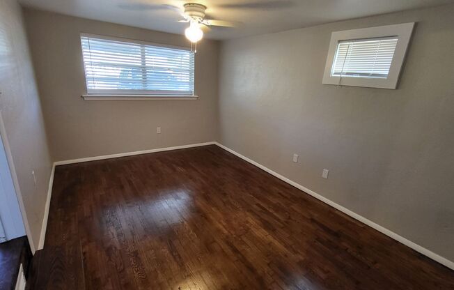 3 beds, 1 bath, $1,550