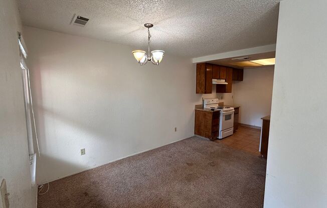 2 beds, 1 bath, $1,850, Unit Unit C