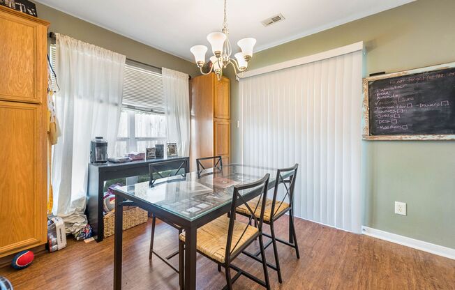 SUBLEASE AVAILABLE IMMEDIATELY THROUGH JULY 2026!  Charming 3 Bed, 2 Bath in Central Location!