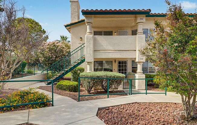 2 Bedroom Condo just off Summerlin Pkwy w/ views of pool