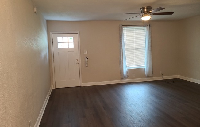 10446 Mountain View