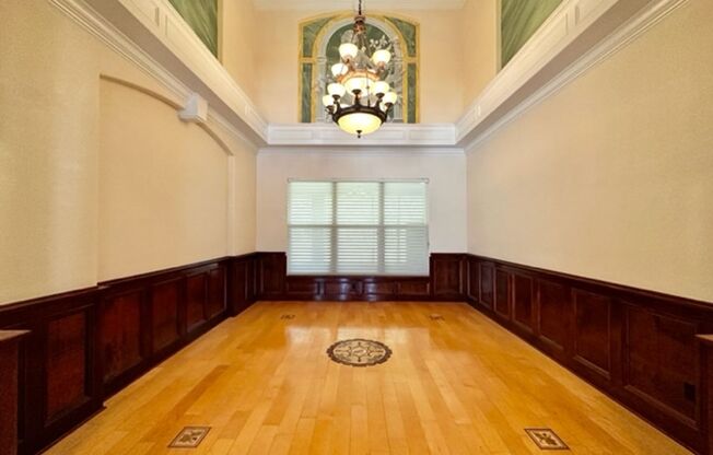 Apopka - 5 Bedrooms, 4.5 Bathrooms – $3,795.00