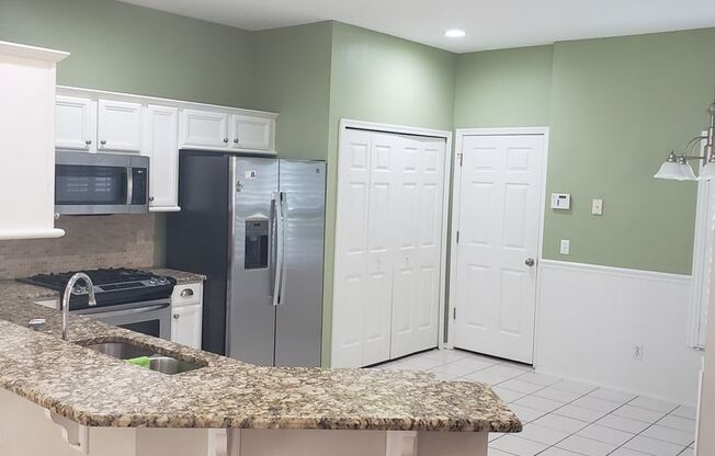 3 beds, 2 baths, $2,275