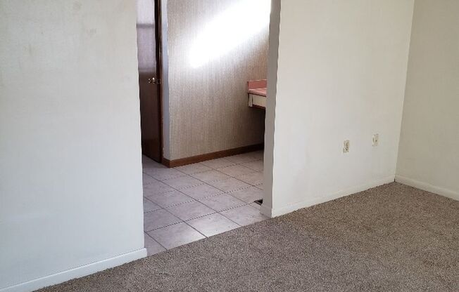 2 beds, 2 baths, $1,395