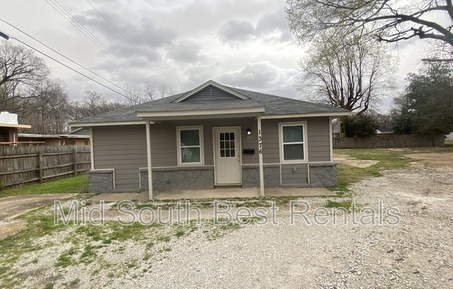 1376 PILLOW ST