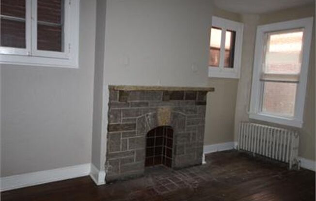 Beautiful Townhome on Quiet Street in the Heart of the War Streets available August 1st!