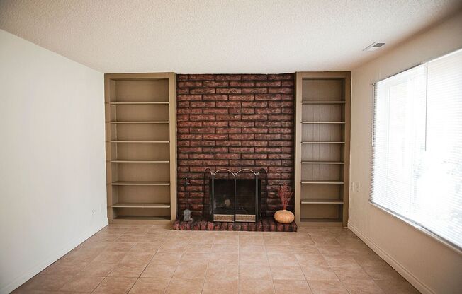 411 S Edison St #A-D