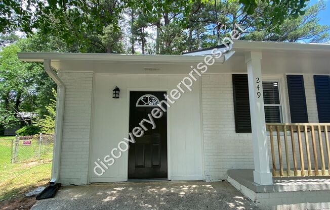 RENOVATED *ALL ELECTRIC* 3 BED/ 2 BATH HOME FOR RENT! *1st month's rent FREE w/ 13-month lease*