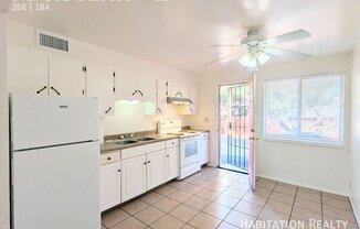3427 E Blacklidge Dr