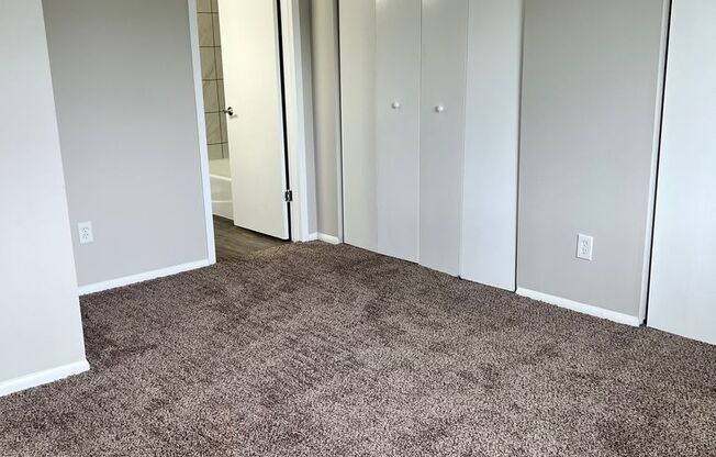 Charming Two-Bedroom Two Bathroom Apartment in Prime Chesterton Location!