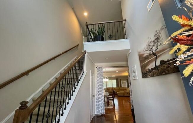1044 Royal Stock - Bev Roberts Rentals and Property Management