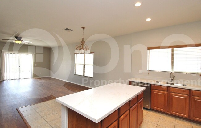 33359 N SONORAN TRL
