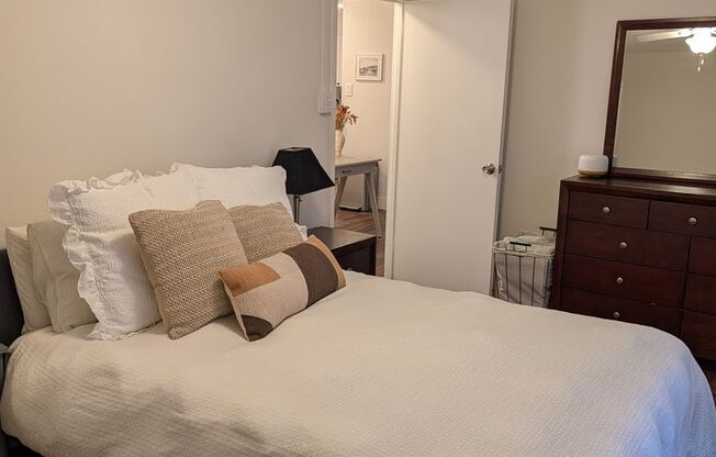 1 bed, 1 bath, 606 sqft, $2,950, Unit 701