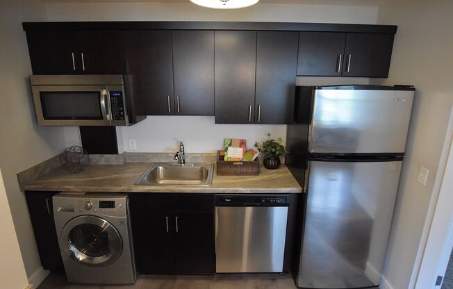 1 bed, 1 bath, 650 sqft, $1,195, Unit Unit 202 A650 w/Nook