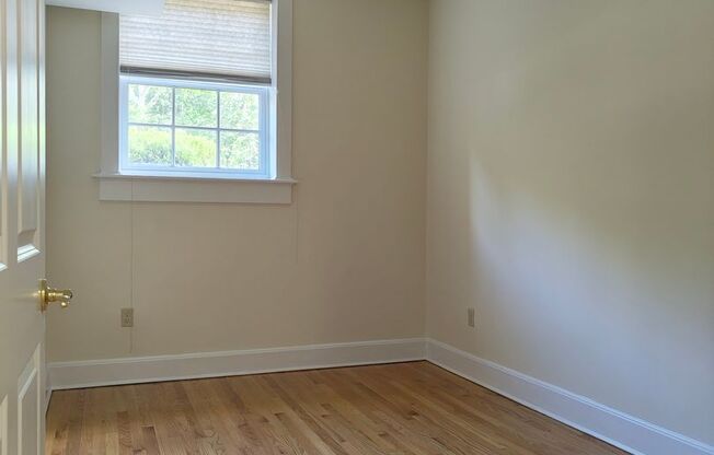 1 bed, 1 bath, 500 sqft, $1,600, Unit O-102