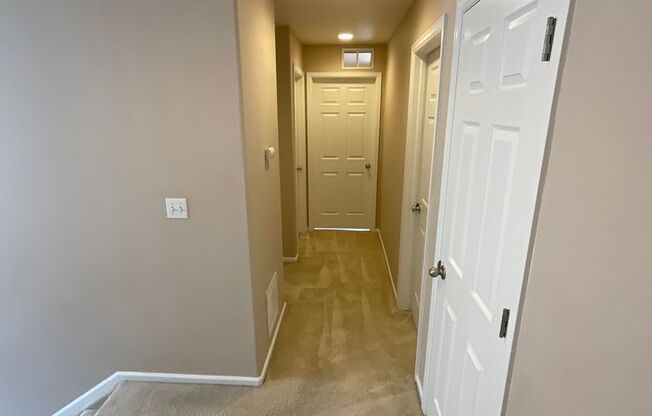 4 beds, 3 baths, $2,550