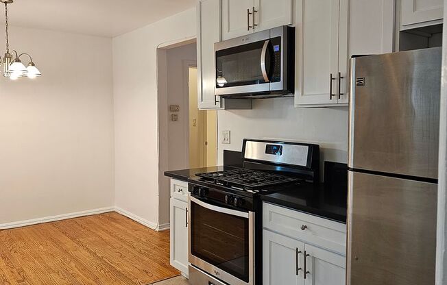 1 bed, 1 bath, $2,295