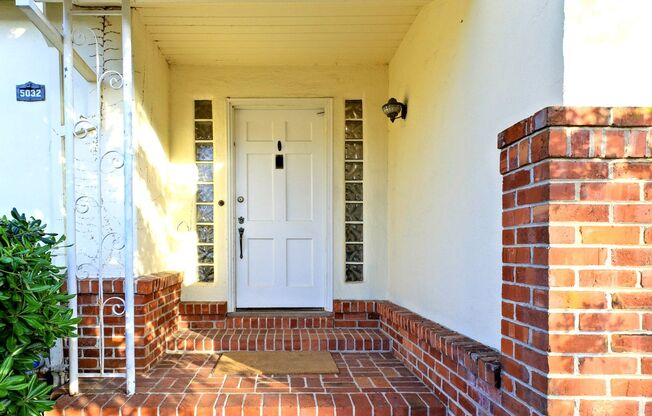 Piedmont Pines charming 3 Bedroom available now.