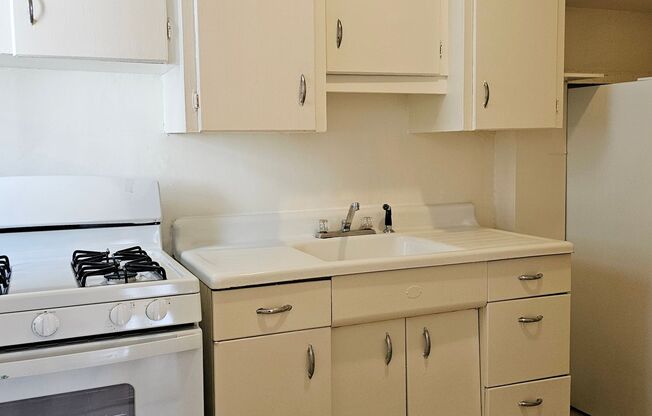 1 bed, 1 bath, 550 sqft, $1,500, Unit 204