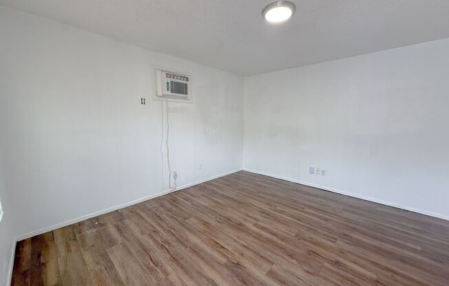 1 bed, 1 bath, 520 sqft, $650