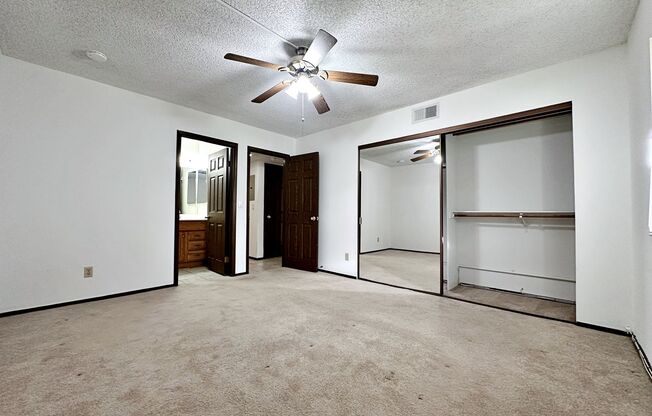 2 beds, 2 baths, $1,400