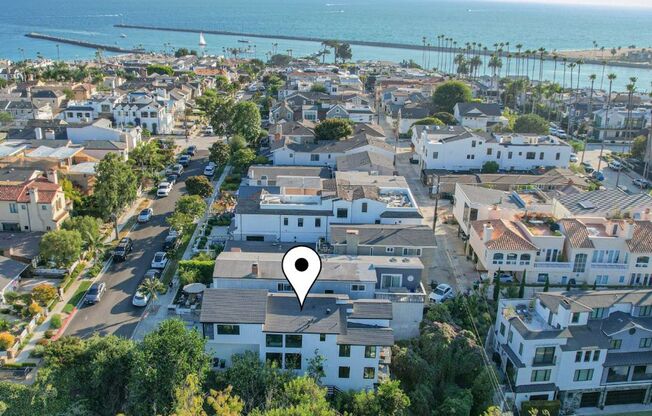 30+ Day Fully Stylishly furnished & Tastefully designed Newport Beach Vacation Rental