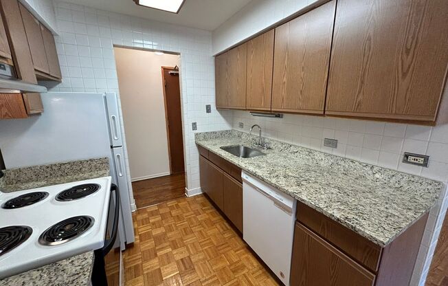 1 bed, 1 bath, 700 sqft, $2,055, Unit 531-310