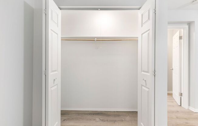 Studio, 1 bath, 383 sqft, $1,575, Unit 206