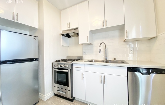 1138 N OGDEN DR