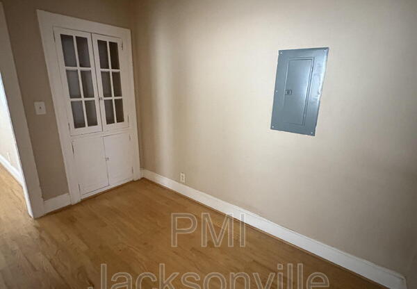 2908 POST ST