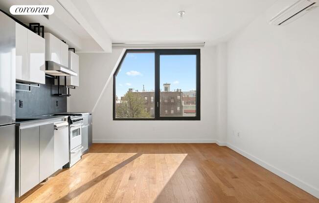 Studio, 1 bath, $2,767, Unit 432