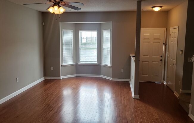 Fabulous 3Br 2.5 Ba Townhome in Raleigh!  Available Now!