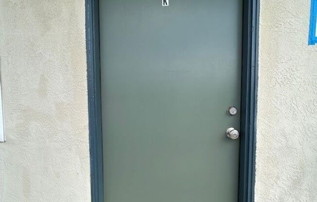 Spacious Two Bedroom in a quiet area, close to parks and transportation