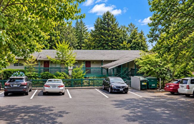 Welcome Home to Seahurst Ridge – Comfortable Burien Living!