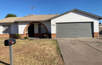 3 beds, 2 baths, $1,895