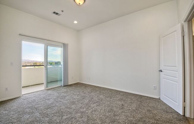 2 beds, 2 baths, 1,034 sqft, $2,995, Unit 505